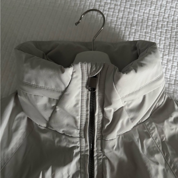 The Group by Babaton Rain-Drop Jacket/Anorak - Picture 7 of 11